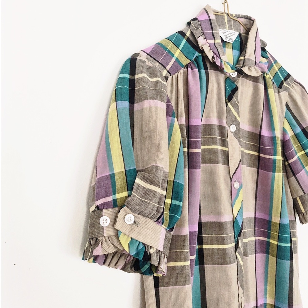 adorable peter pan collar + ruffled sleeves - plaid vtg 70s blouse - Picture 2 of 4